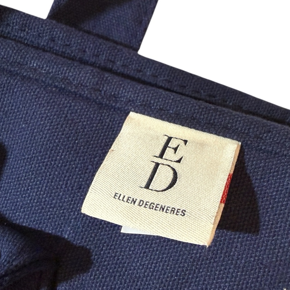 ED by Ellen Degeneres Love Embroidered Navy Canvas Pet Carrier - Picture 4 of 5